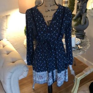 Alya | Blue Long Sleeve Paisley Dress From Francesca’s Size Small.